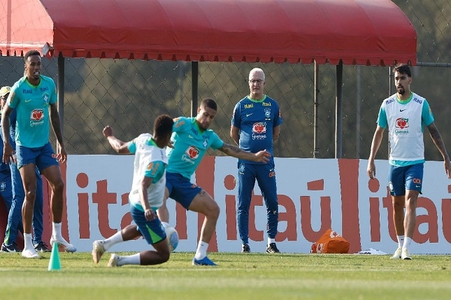 Brasil enfrenta hoje a seleção peruana em Brasília pelas eliminatórias para a Copa do Mundo de 2026.