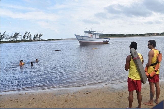 Prefeitura de Conceição da Barra-ES abre processo seletivo para contratar Guarda-Vidas.