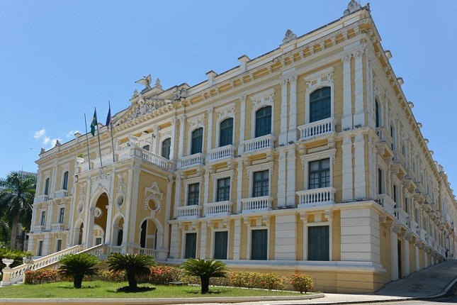 Pesquisa mostra favoritismo de Casagrande para governo do ES.