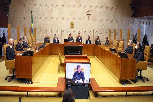 Veto à possibilidade de reeleição de Maia e Alcolumbre acirra divisão no Supremo