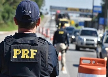 Três agentes da Polícia Rodoviária Federal morrem durante perseguição no Rio