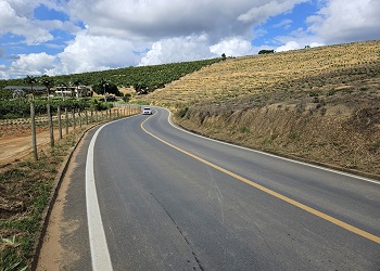 Governo do Estado inaugura revitalização de rodovia rural em Rio Bananal